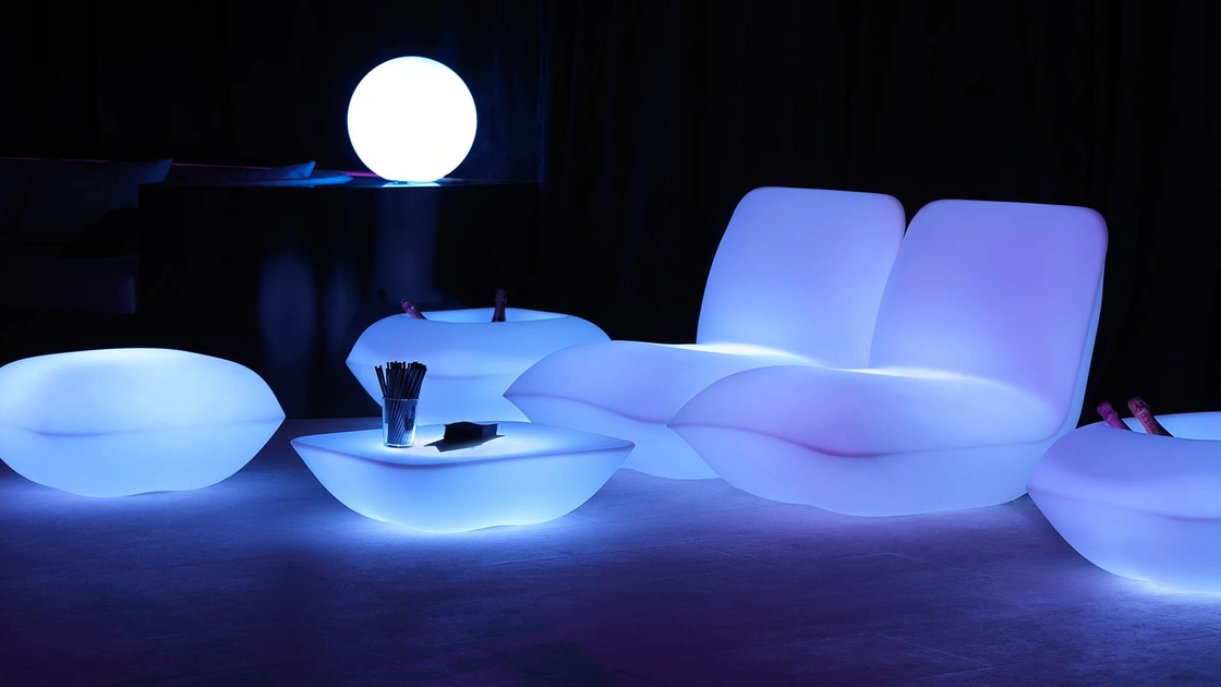 Poltroncina da giardino Pillow Lounge Chair di Vondom