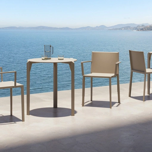 Tavolo e sedia Quartz di Vondom