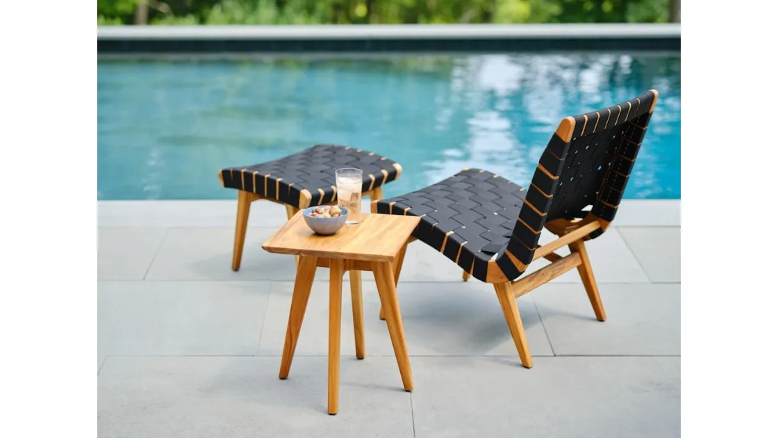 Poltroncina Risom Outdoor Lounge Chair di Knoll
