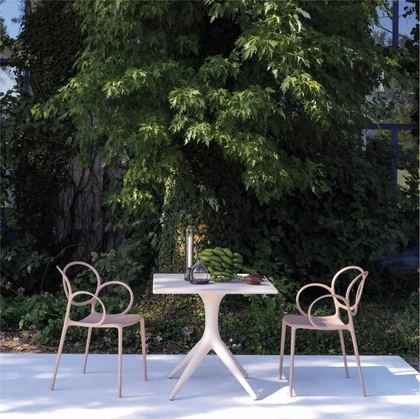 Sedia impilabile per esterno Sissi Green Collection di Driade