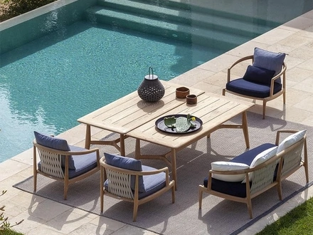 Tavolo in legno di Teak The Secret Garden di Poltrona Frau