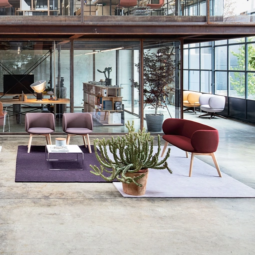 Poltroncine e divanetto da attesa imbottiti Beth di Milani