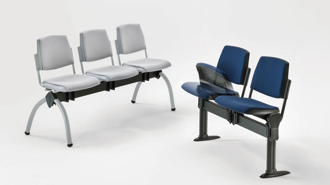 Seduta ospiti e attesa Dolly di Milani