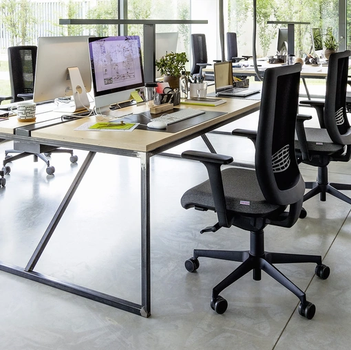 Sedia operativa ergonomica in tessuto Lex di Milani