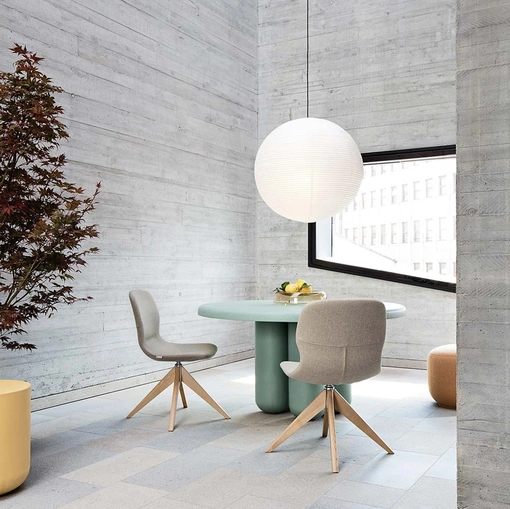 Seduta ospiti e attesa Mi Chair di Milani