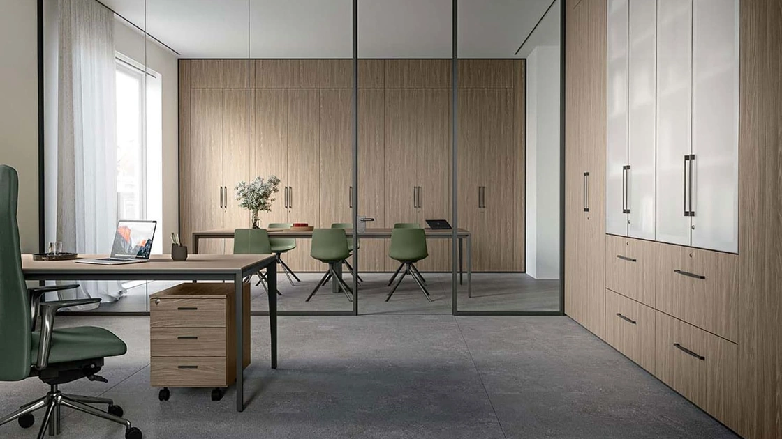 Pareti divisorie S1 che fungono anche da armadio di Quadrifoglio