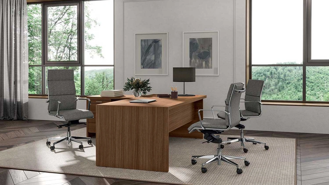 Poltrona Direzionale in tessuto disponibile con schienale alto o basso e struttura in alluminio Dekora di Quadrifoglio