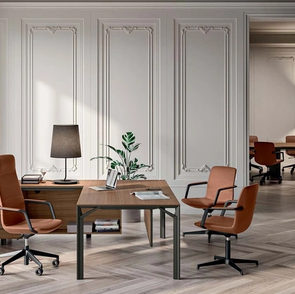 Poltrona Direzionale in tessuto imbottito con schienale alto Dièsis di Quadrifoglio