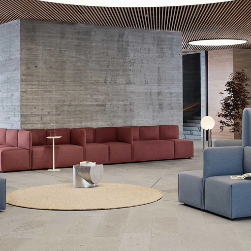 Sedute componibili per l'attesa in tessuto creano composizioni uniche più o meno separate tra loro Quiet di Milani