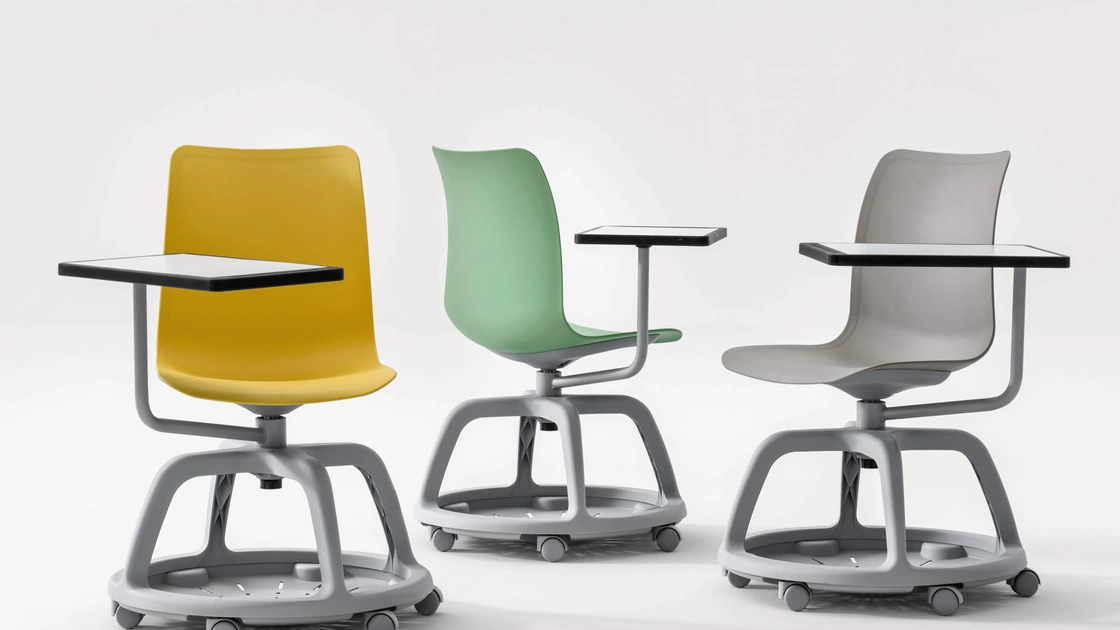 Seduta ospiti girevole con scrittoio orientabile Role di Milani