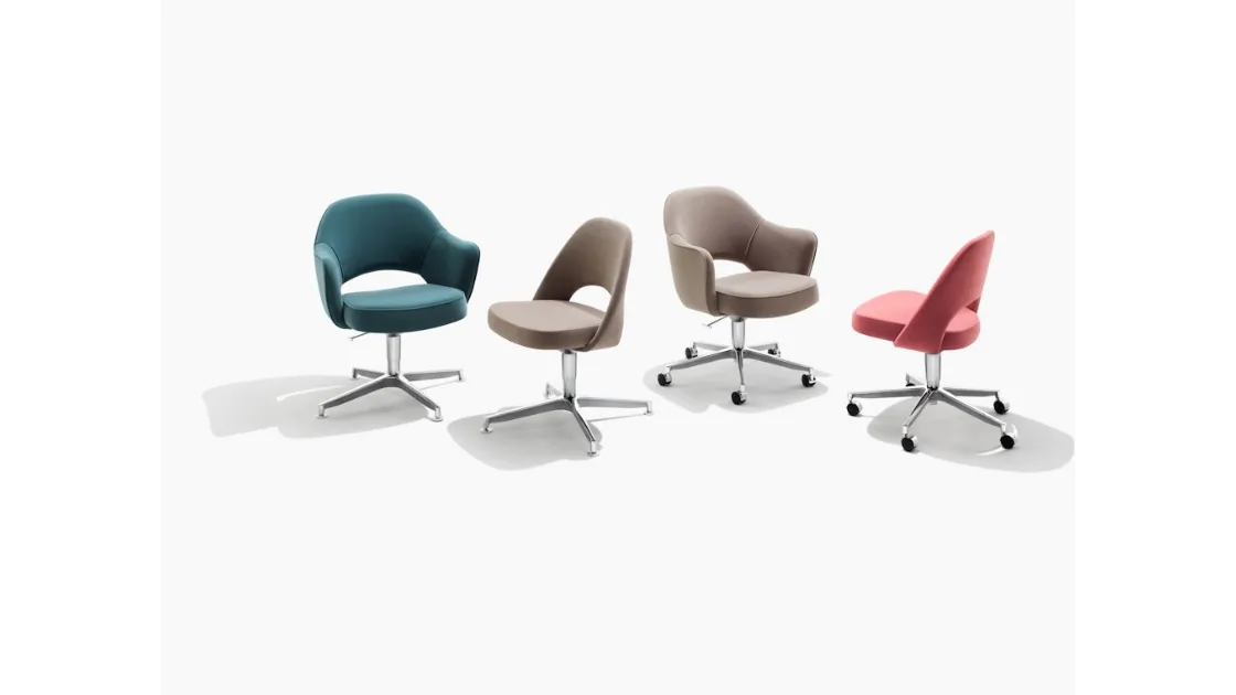 Seduta Operativa Saarinen Executive Swivel Side Chair di Knoll