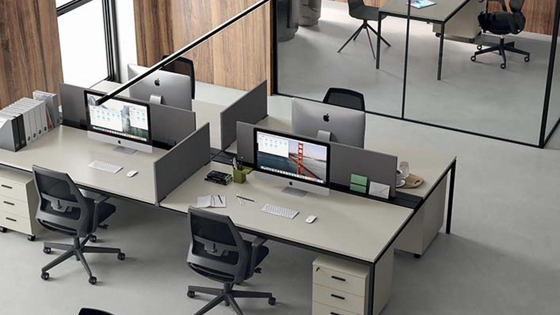 Scrivania Operativa X1 di Quadrifoglio