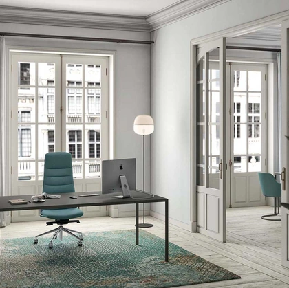 Scrivania Direzionale con top in gres X6 di Quadrifoglio