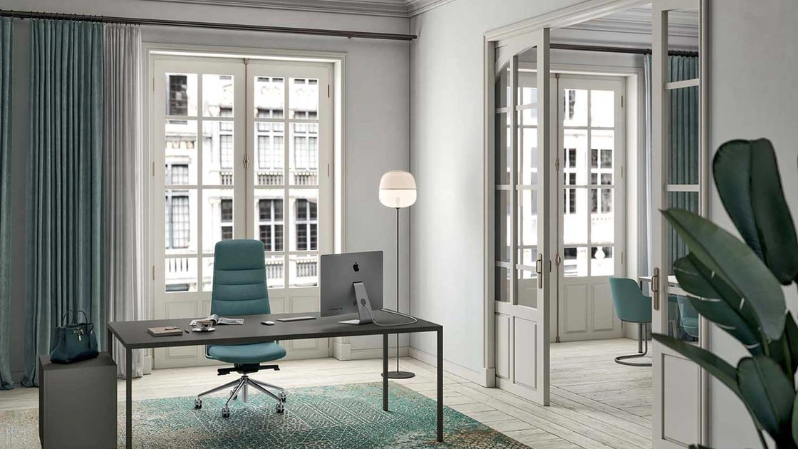 Scrivania Direzionale con top in gres X6 di Quadrifoglio