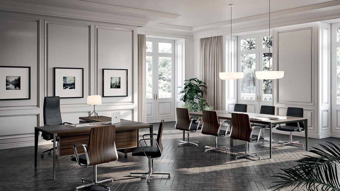 Scrivania Direzionale angolare X9 in Ebano rigatino con struttura in metallo di Quadrifoglio