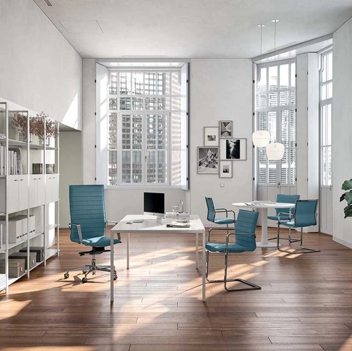 Poltrona Direzionale in tessuto imbottito con schienale alto Diva Soft di Quadrifoglio