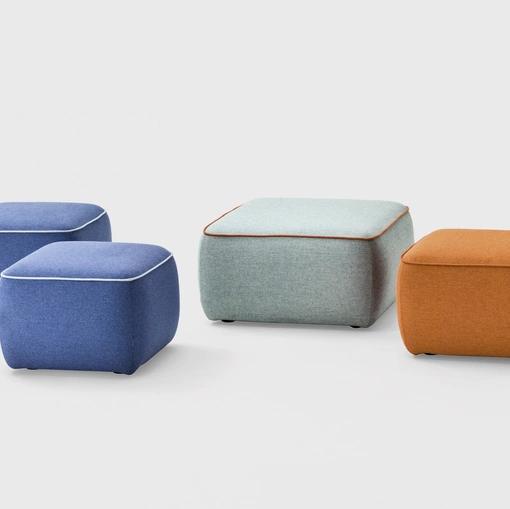 Pouf bombato, leggero e dinamico in tessuto per ambienti contract Terre di Milani