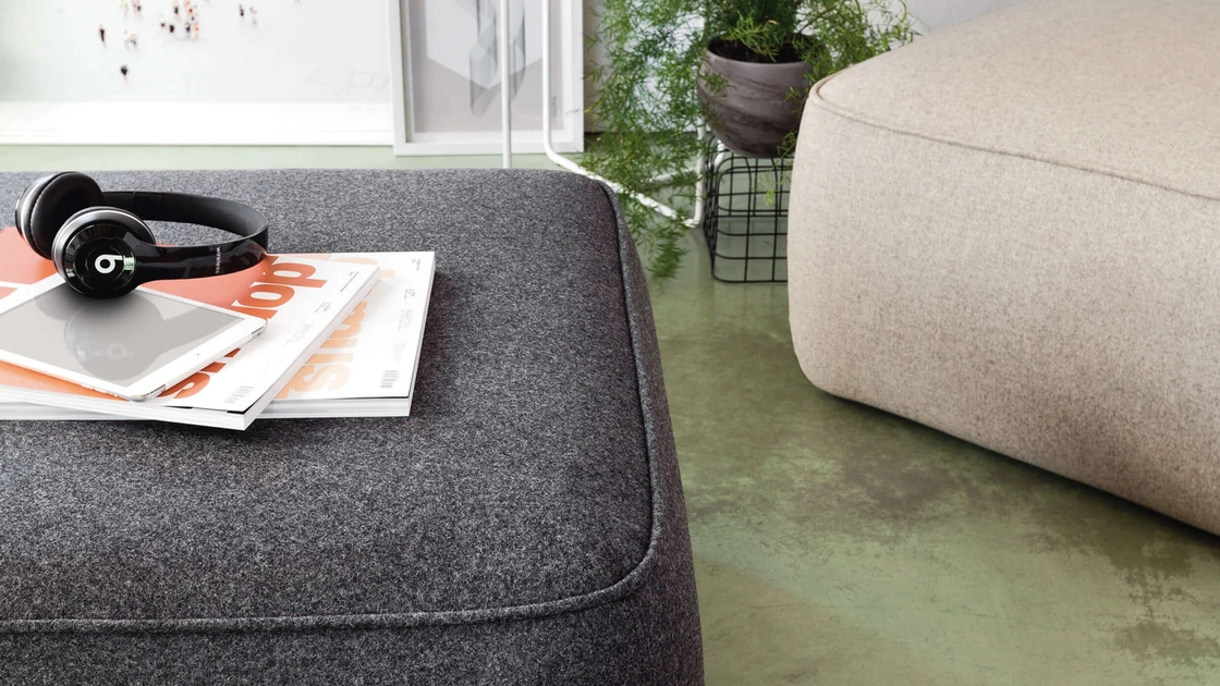 Pouf per ambienti contract Terre di Milani